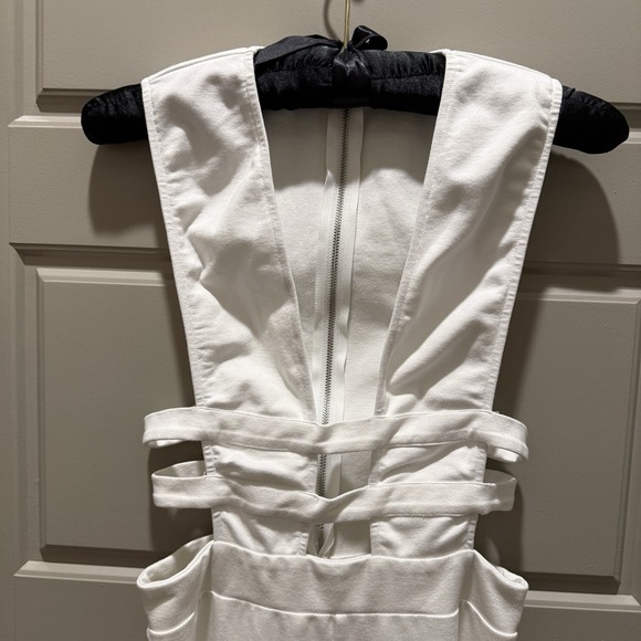 Fashion Nova White Strappy Cut-Out Jumpsuit – Size Small - Picture 2 of 7